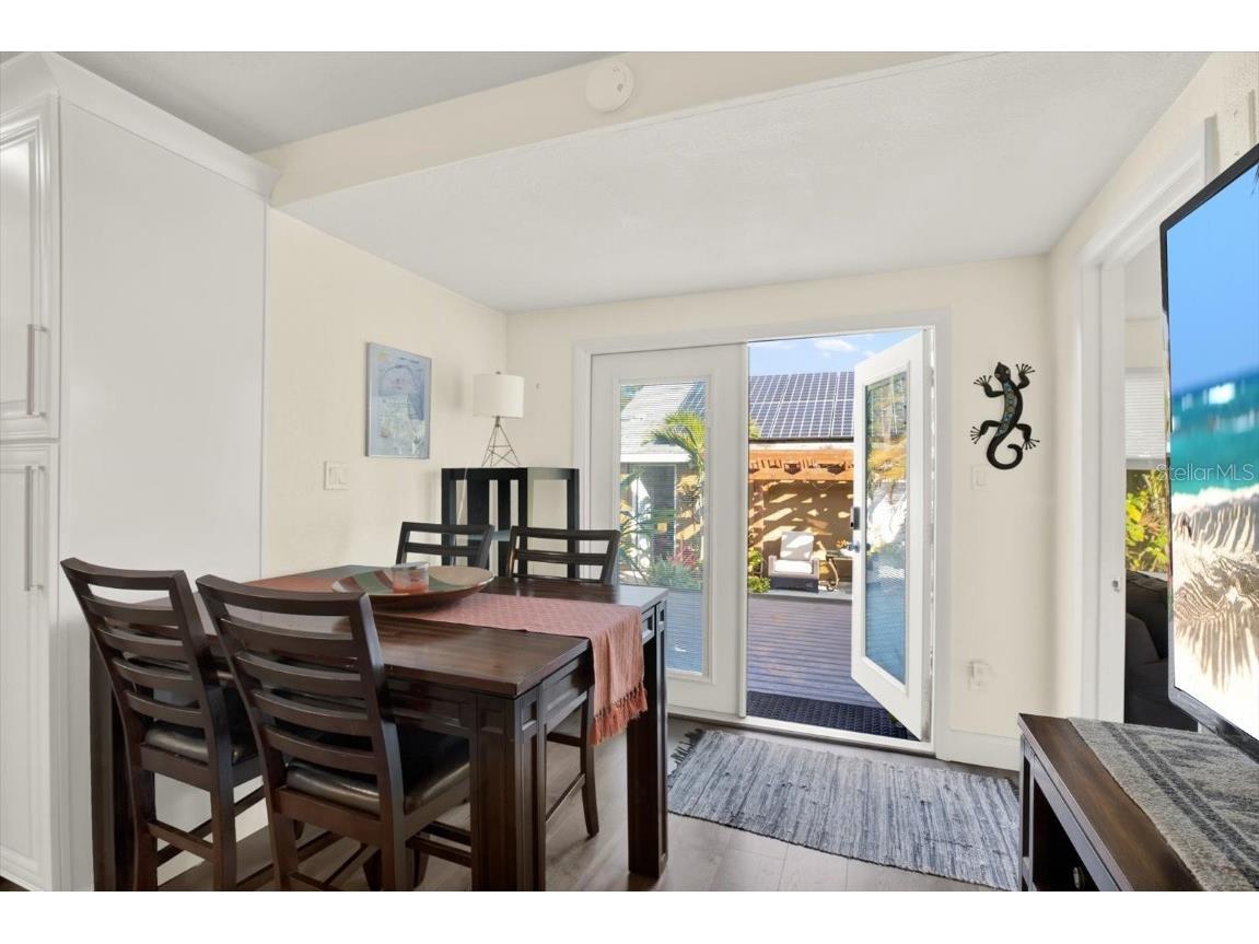 5201 18th Avenue S Gulfport FL 33707 TB8454368 image8