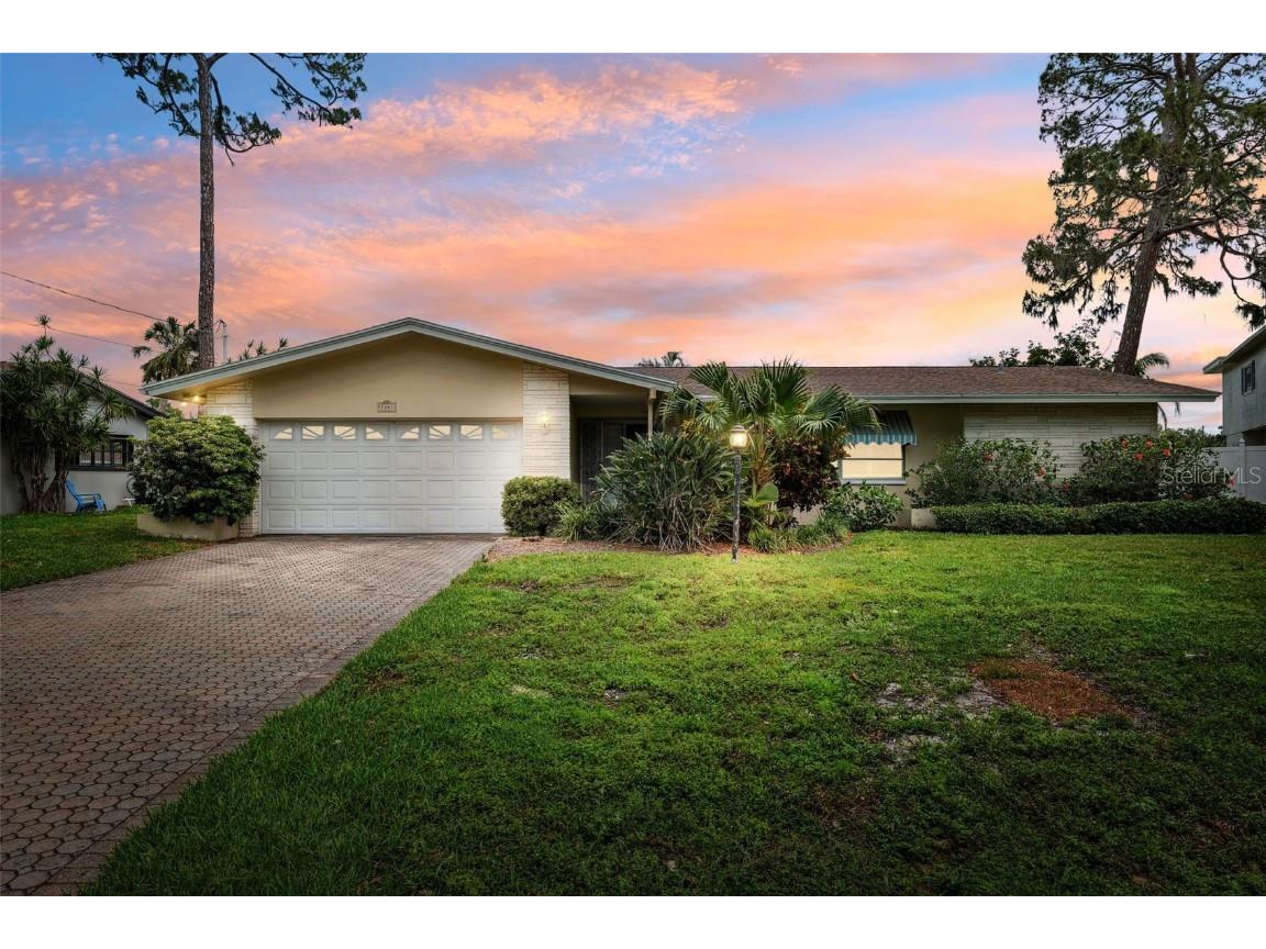 5201 Dover Street NE Saint Petersburg FL 33703 TB8370040 image2