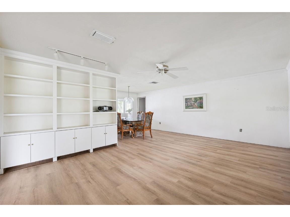 5201 Dover Street NE Saint Petersburg FL 33703 TB8370040 image8