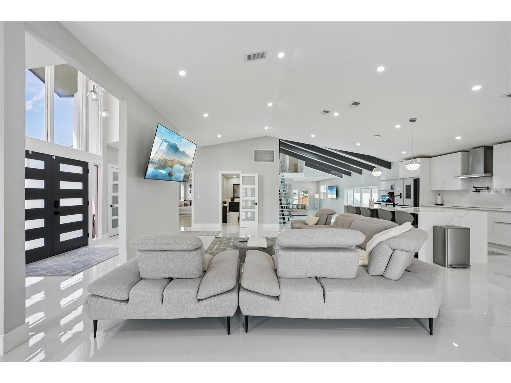 5201 Huntington Street NE Saint Petersburg FL 33703 TB8509857 image4