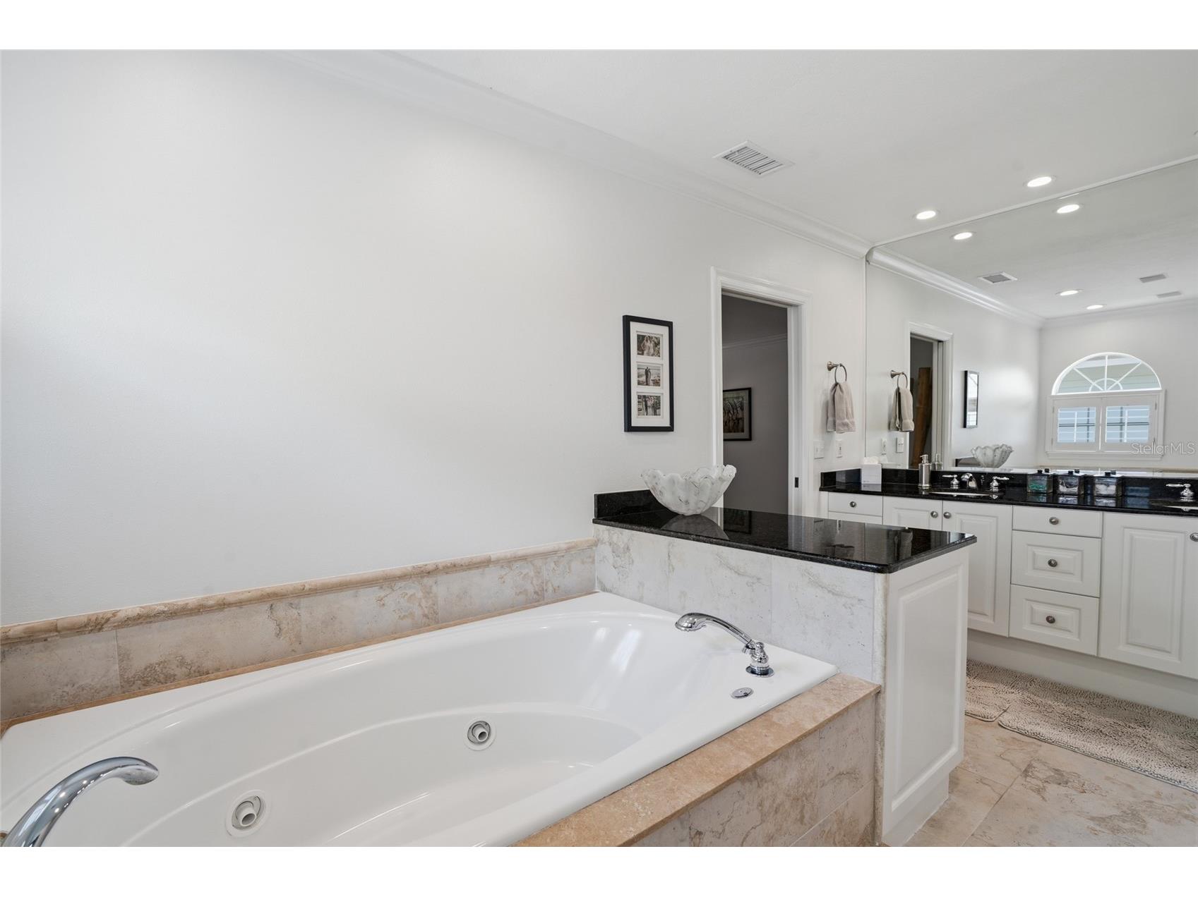 5201 S Jules Verne Court Tampa FL 33611 TB8496000 image39