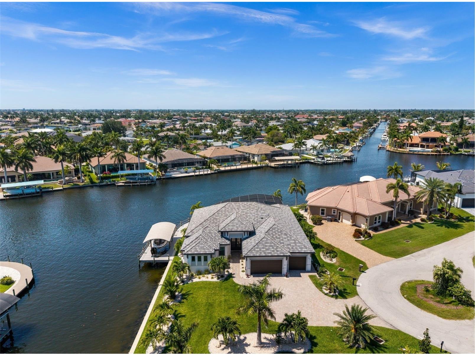 5201 Skylark Court Cape Coral FL 33904 - BIMINI CANAL C7525848 image1