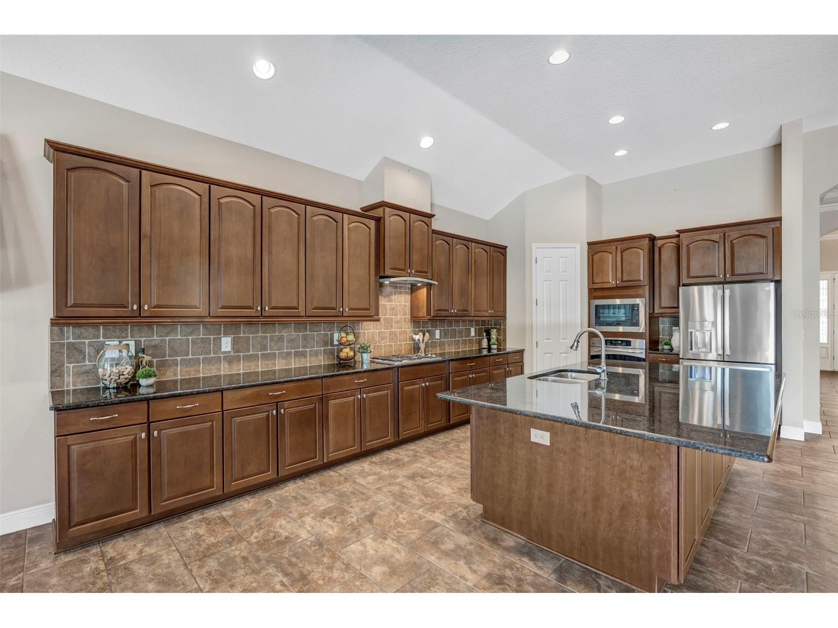 5201 Sparrowglen Place Lithia FL 33547 TB8498028 image10