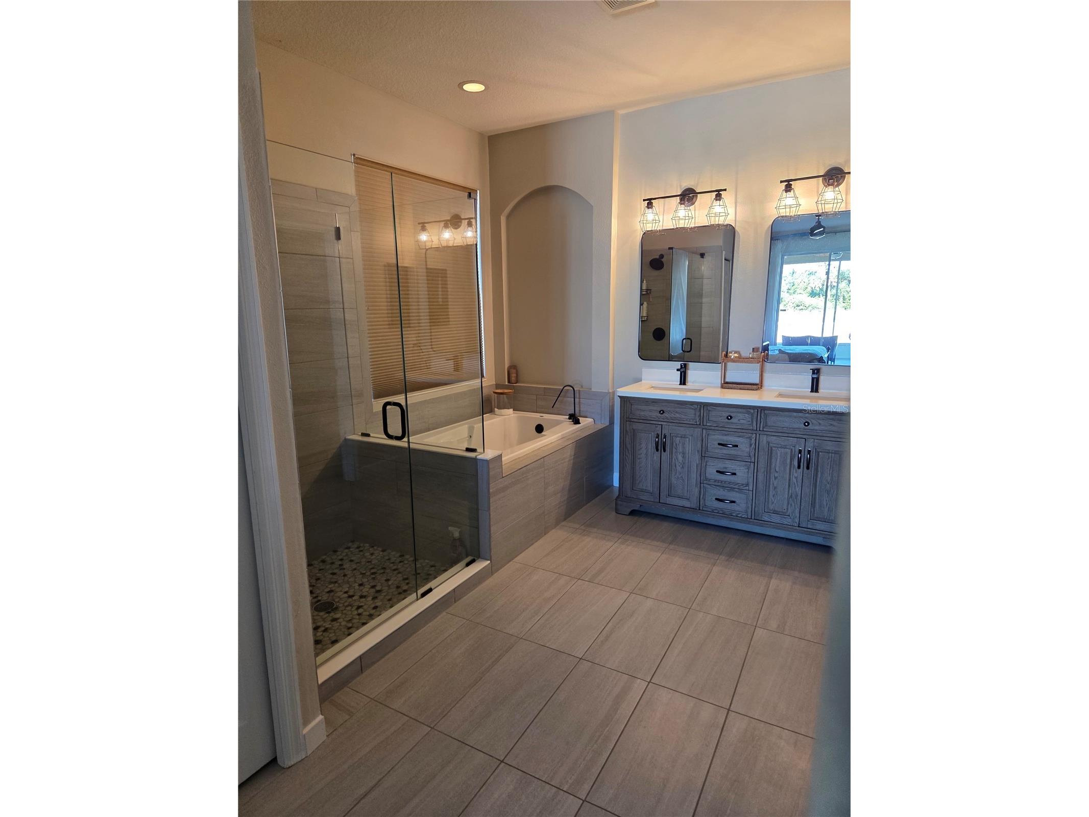 5202 72nd Street E Palmetto FL 34221 A4681678 image18