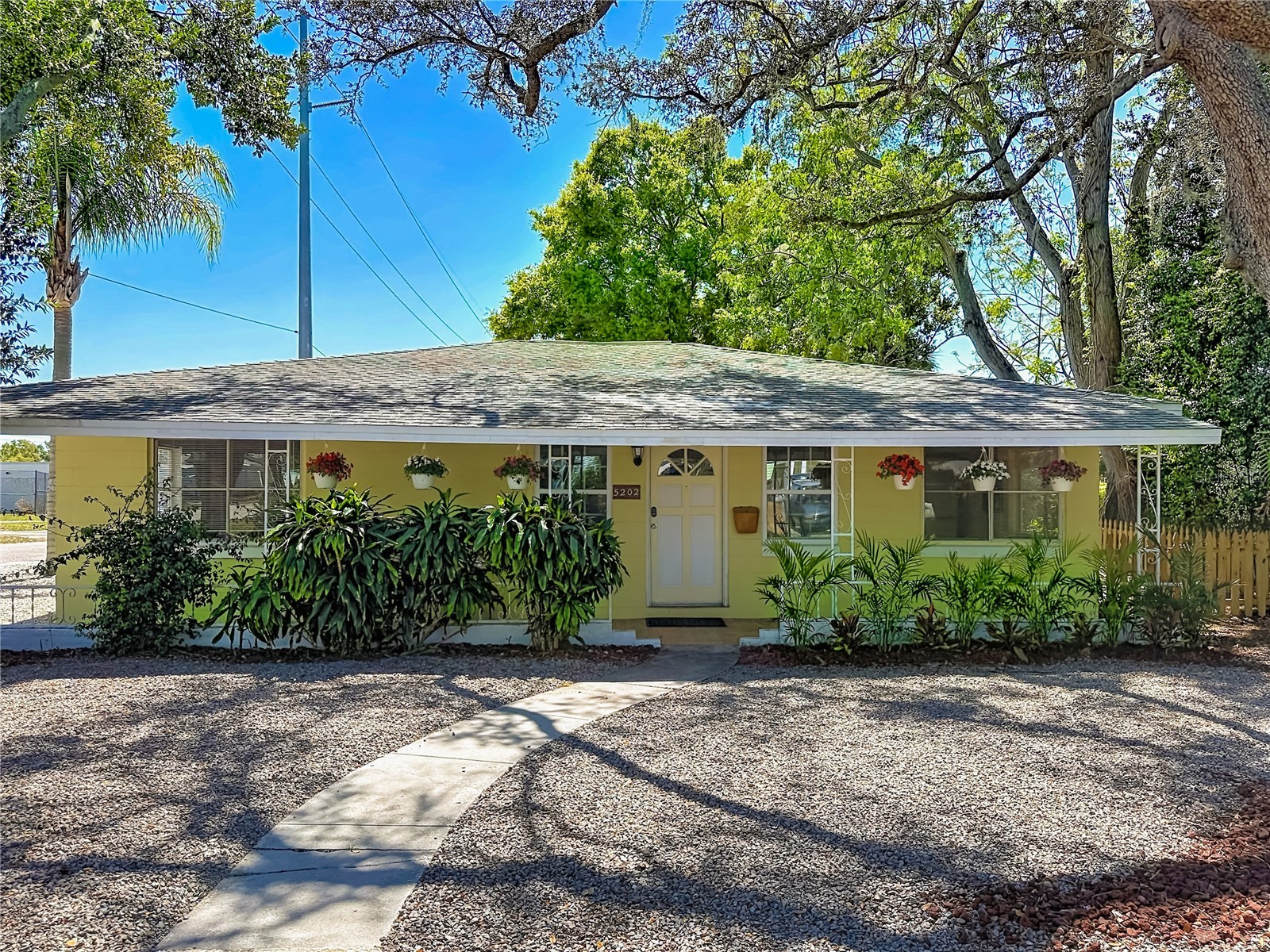 5202 9th Avenue S Gulfport FL 33707 TB8489071 image1
