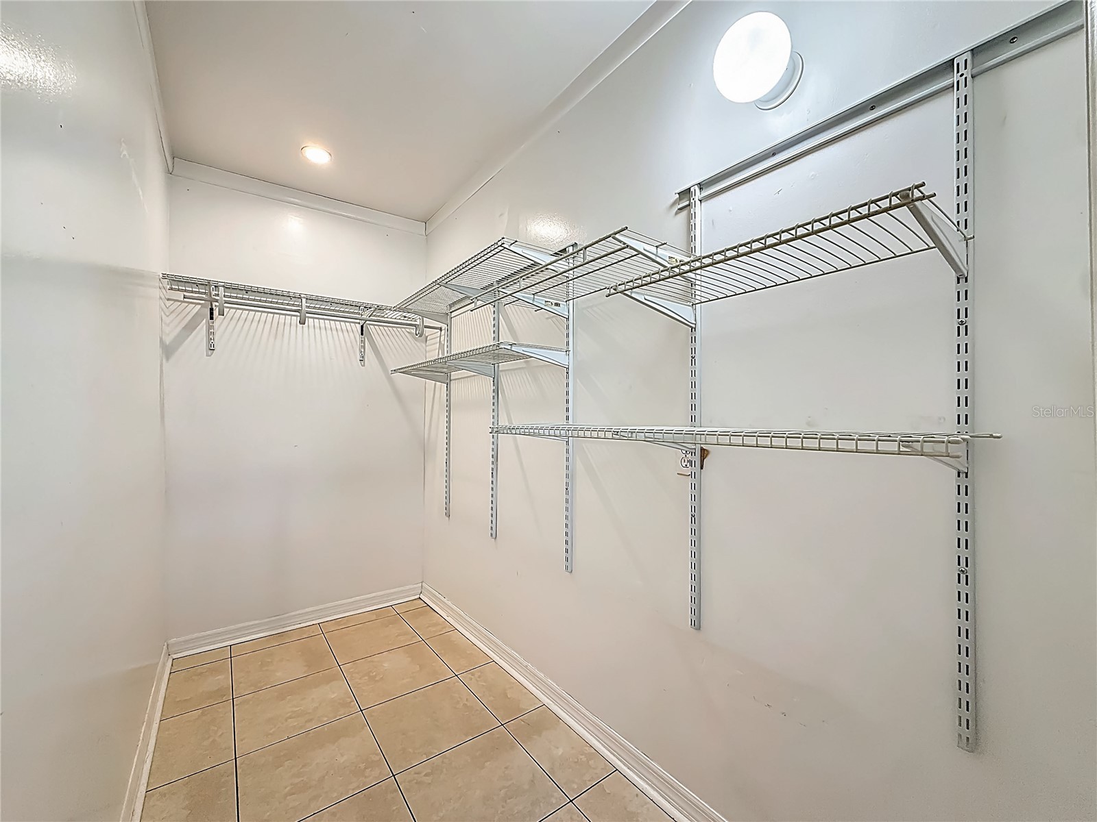 5202 9th Avenue S Gulfport FL 33707 TB8489071 image17