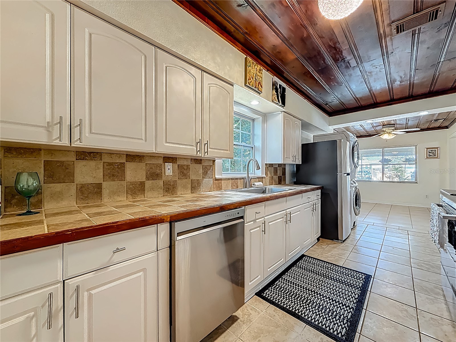 5202 9th Avenue S Gulfport FL 33707 TB8489071 image4