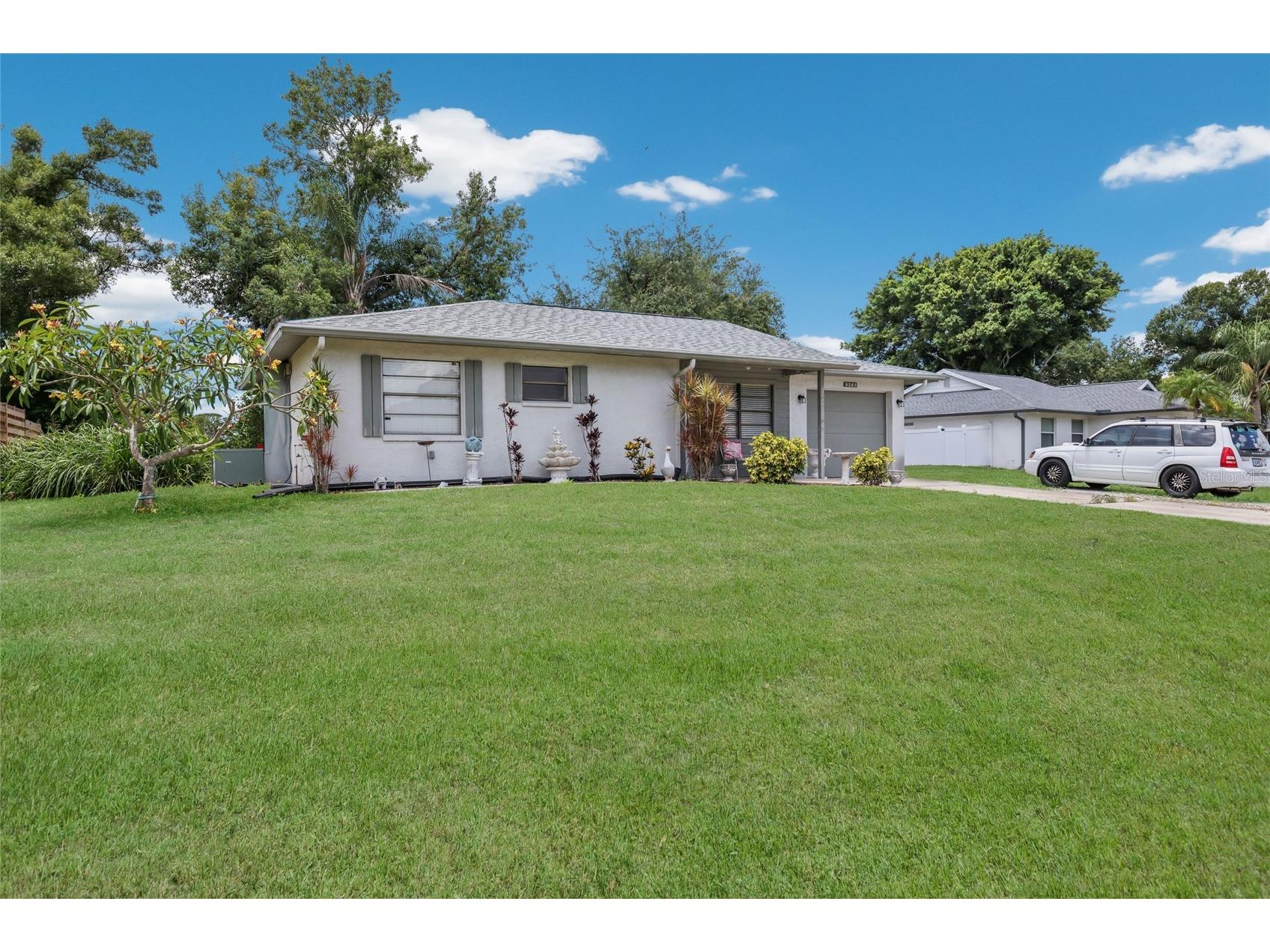 5202 Foxcroft Court Sarasota FL 34232 A4694840 image2