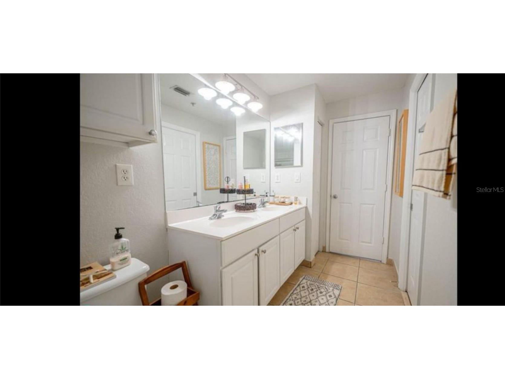 5202 Hampton Beach Place Tampa FL 33609 W7880613 image11