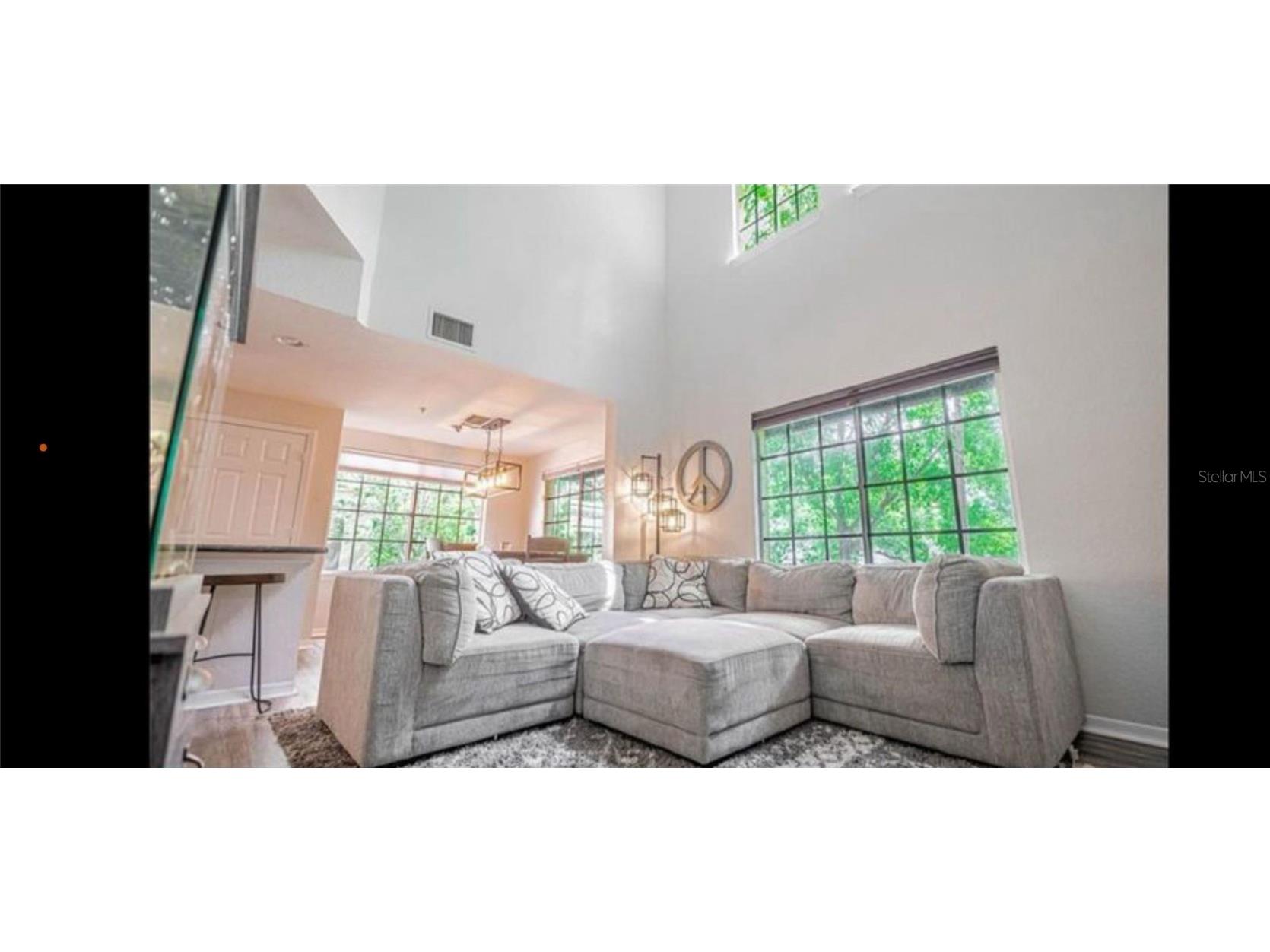 5202 Hampton Beach Place Tampa FL 33609 W7880613 image2