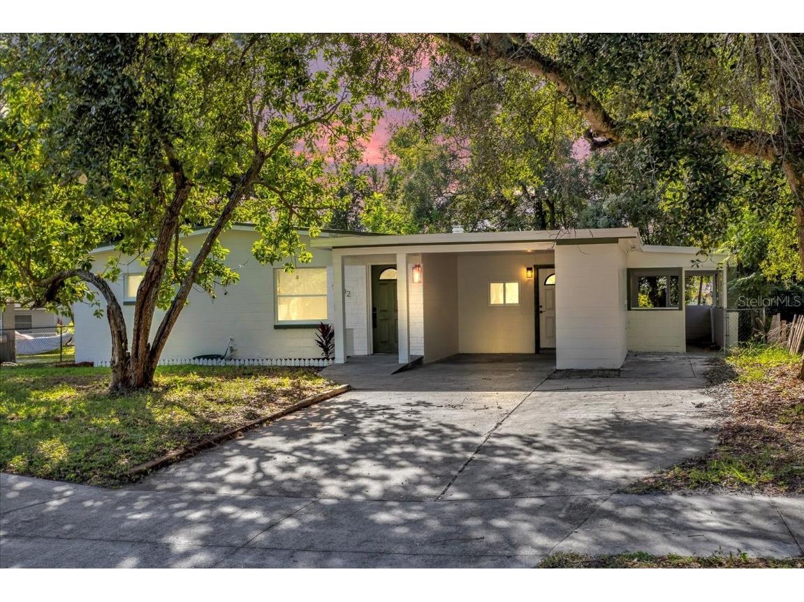 5202 Montague Place Orlando FL 32808 O6153309 image1