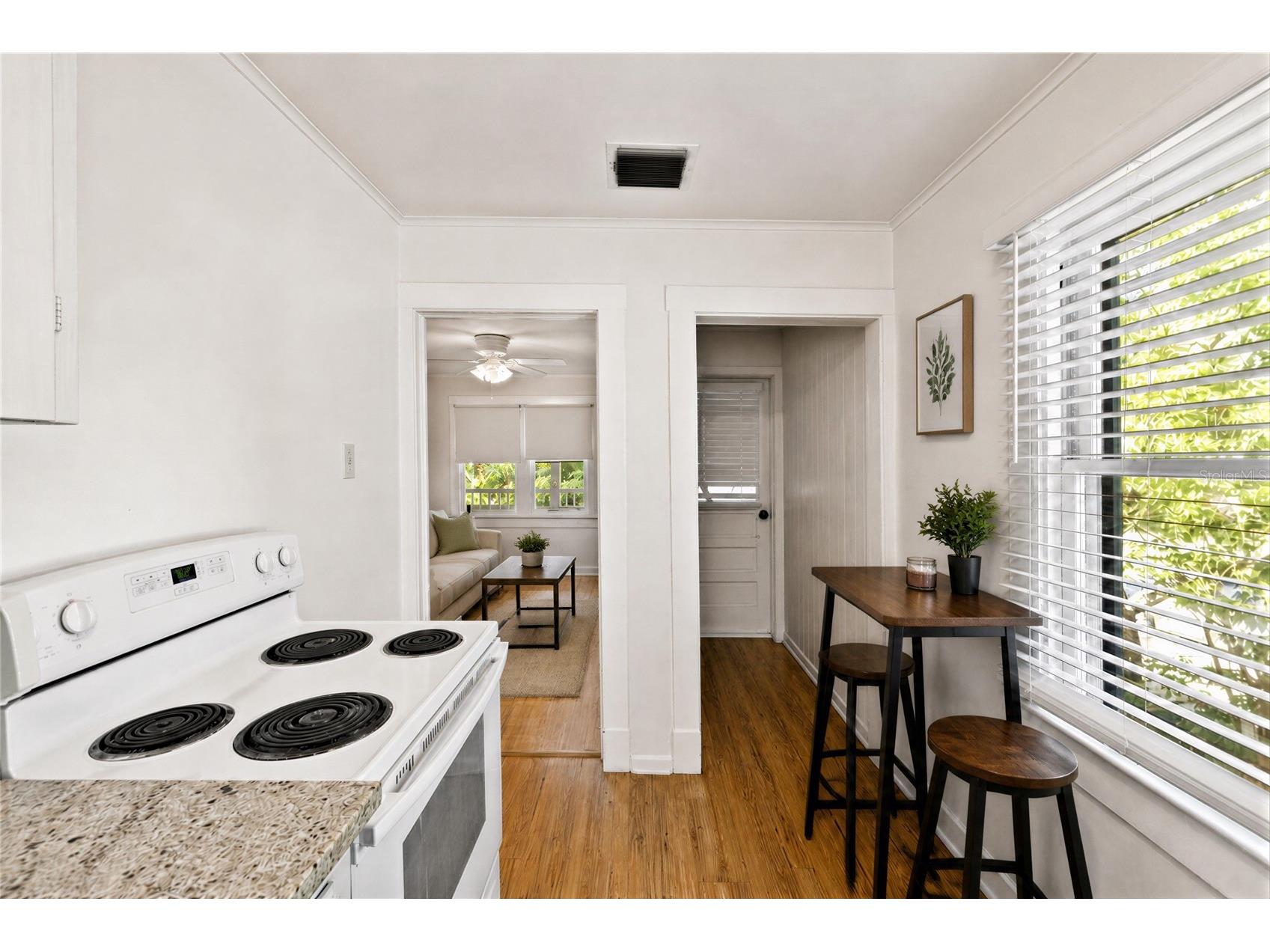 5202 N Seminole Avenue Tampa FL 33603 TB8511273 image26