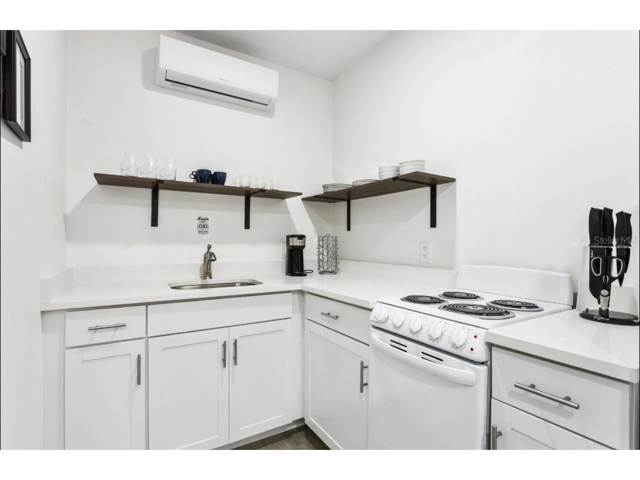 5202 N Seminole Avenue Tampa FL 33603 TB8511284 image37