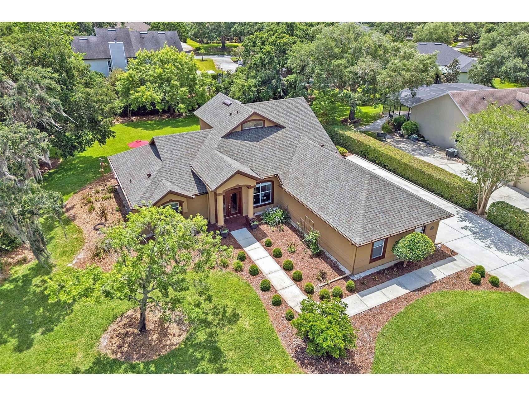 5203 Hammock Pointe Court Saint Cloud FL 34771 O6399938 image1