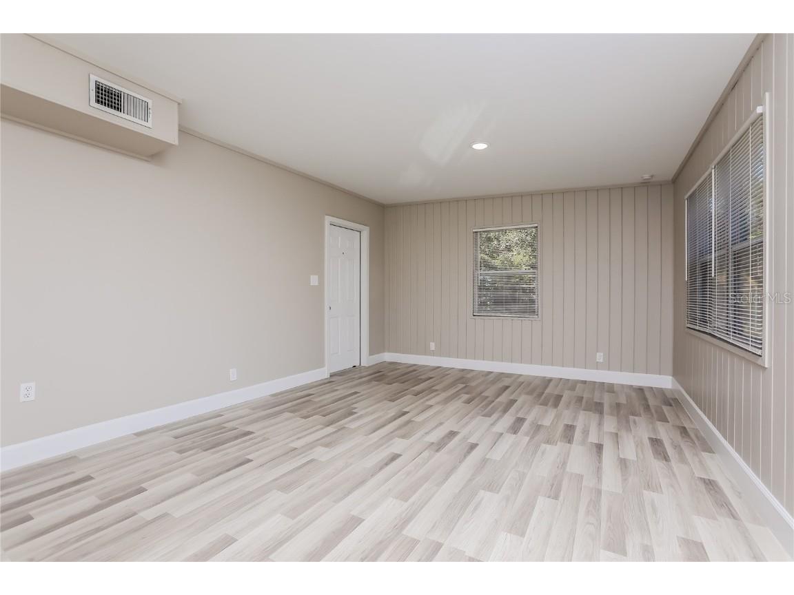 5203 Montague Place Orlando FL 32808 O6337592 image12