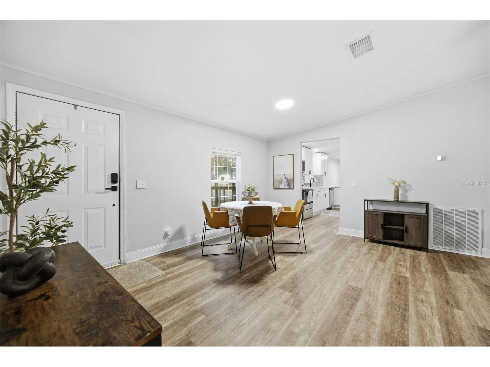 5203 N Mendenhall Drive Tampa FL 33603 TB8514596 image15