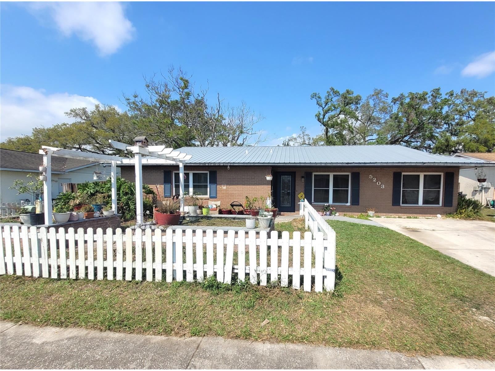 5203 Presidential Street Seffner FL 33584 TB8494128 image1