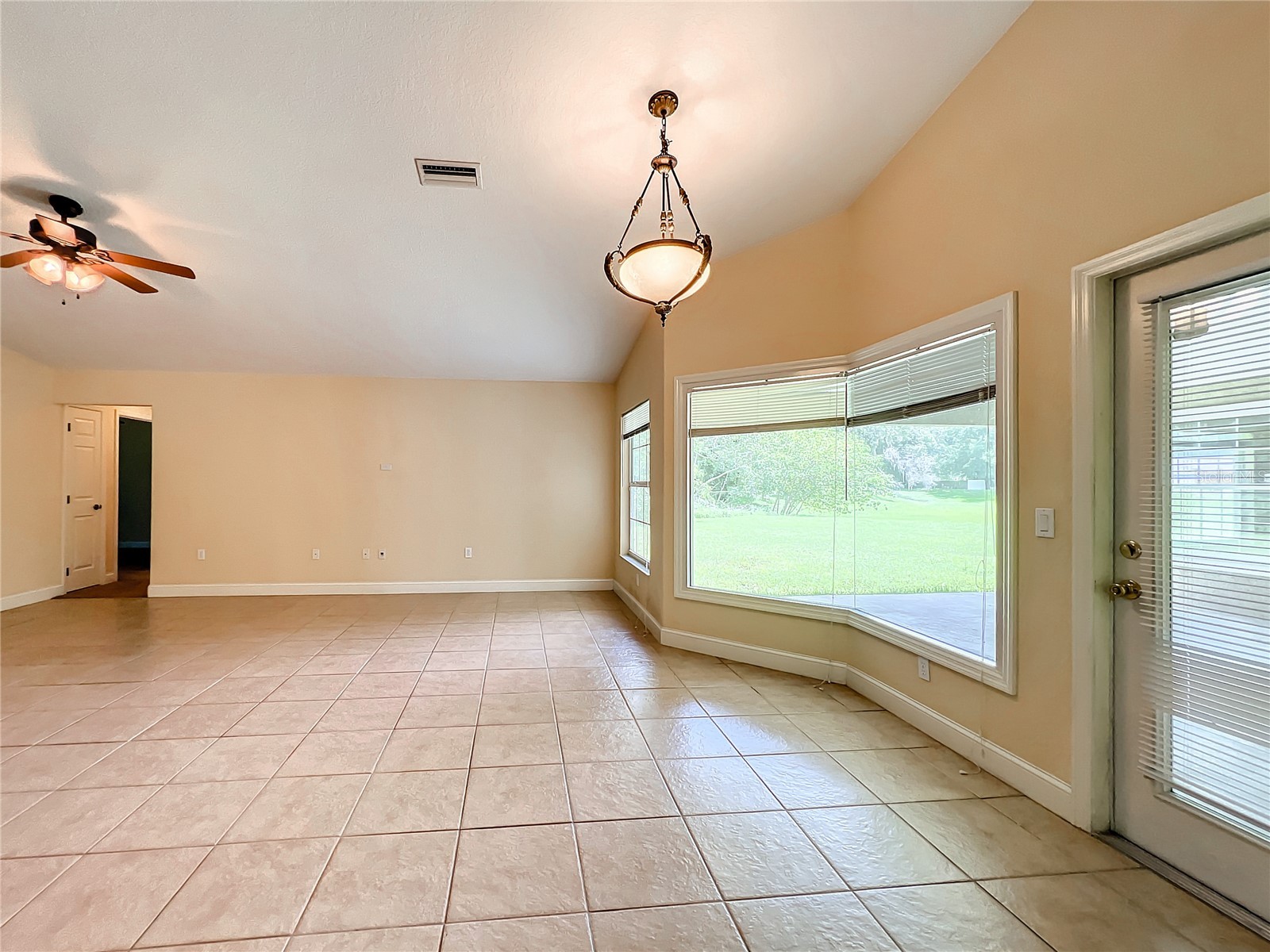 5203 SE 42nd Court Ocala FL 34480 A4692767 image16