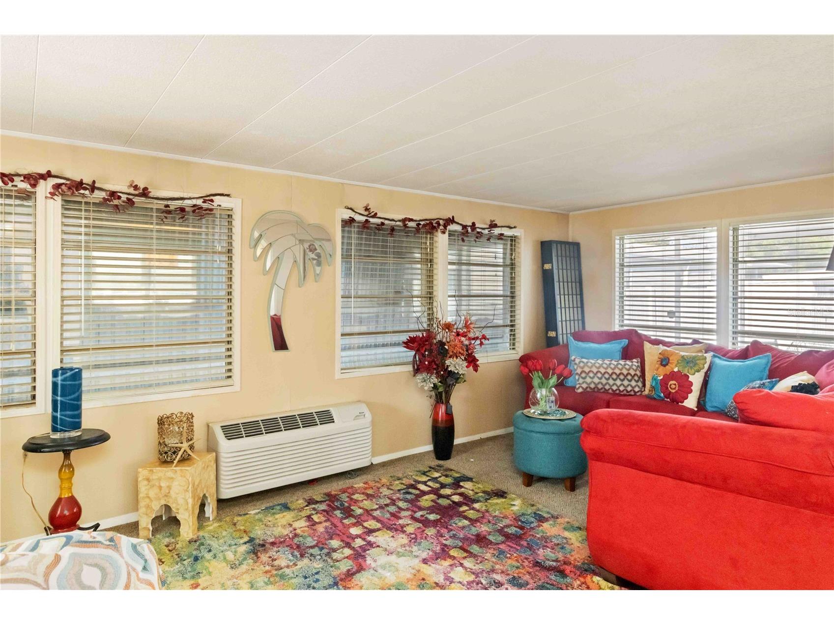5203 W Pine Street N Saint Petersburg FL 33709 TB8490862 image6