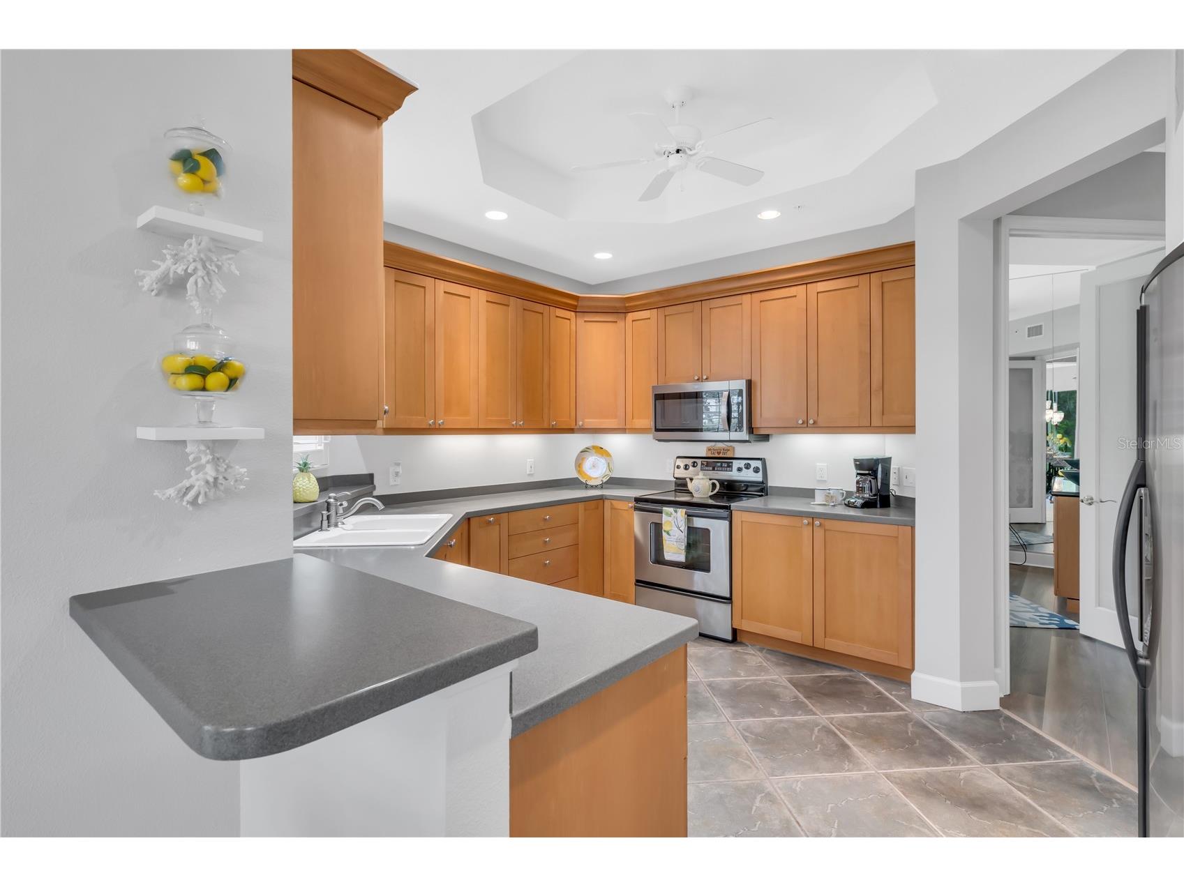 5204 Bouchard Circle #102 Sarasota FL 34238 A4697211 image10
