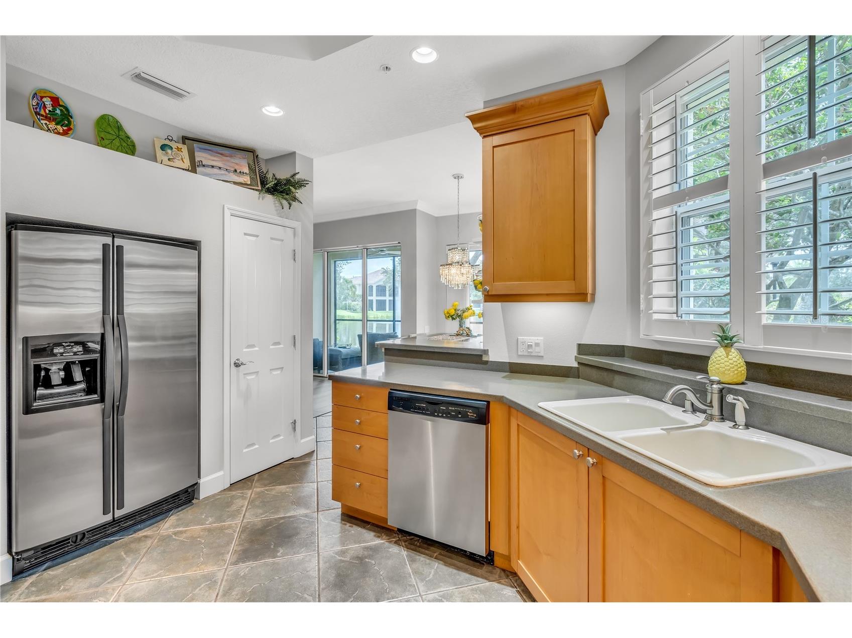 5204 Bouchard Circle #102 Sarasota FL 34238 A4697211 image12