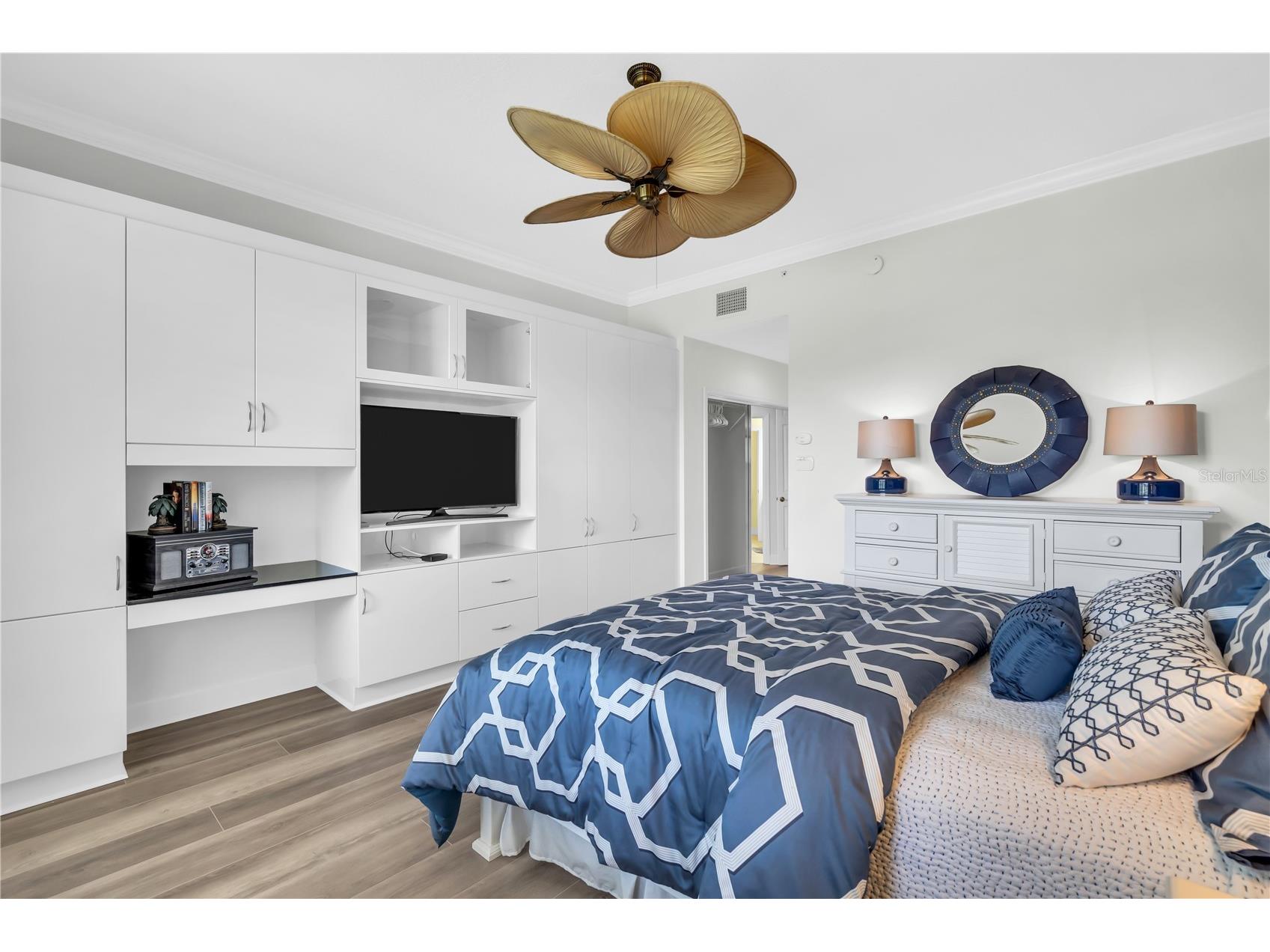 5204 Bouchard Circle #102 Sarasota FL 34238 A4697211 image21