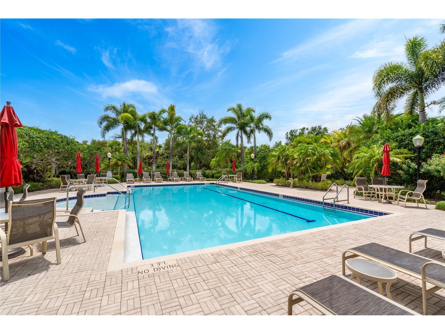 5204 Bouchard Circle #102 Sarasota FL 34238 A4697211 image44