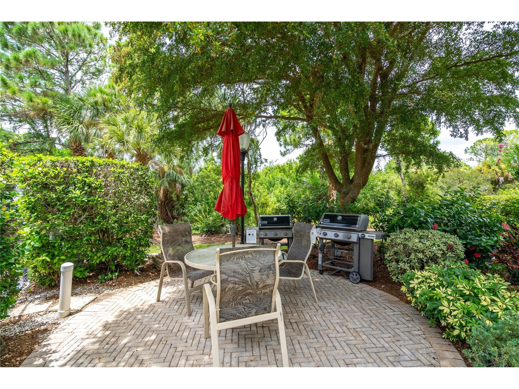 5204 Bouchard Circle #102 Sarasota FL 34238 A4697211 image45