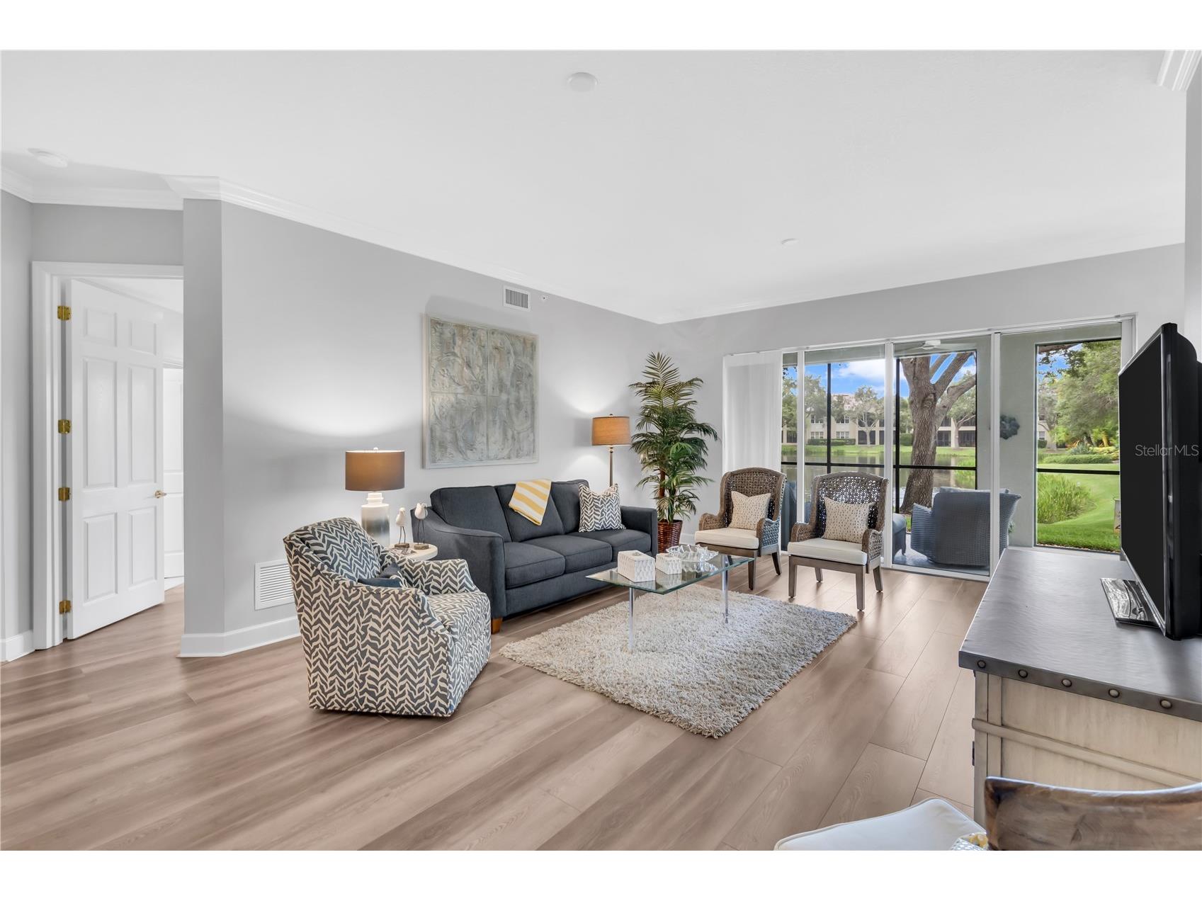 5204 Bouchard Circle #102 Sarasota FL 34238 A4697211 image7
