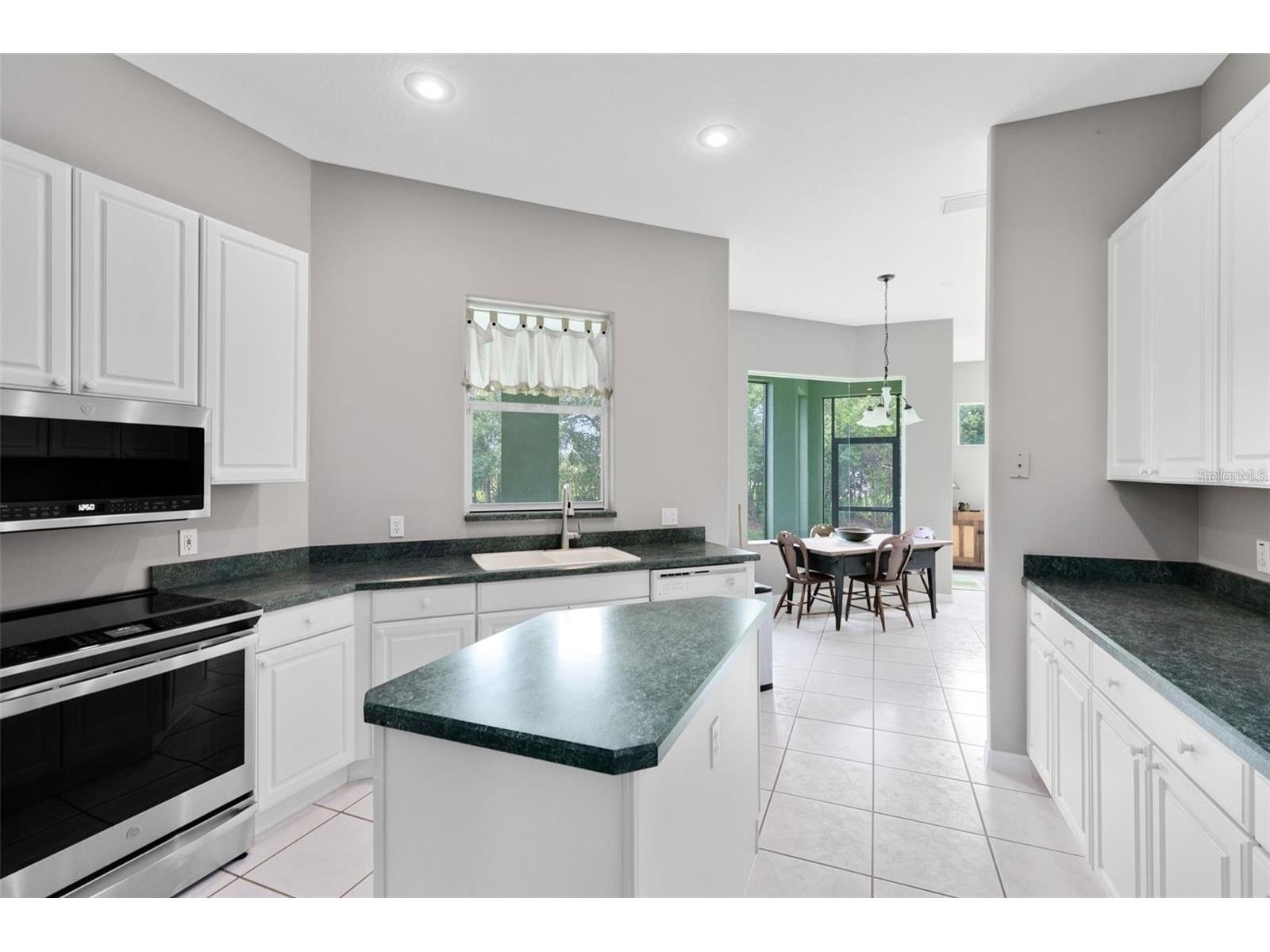 5204 Hammock Pointe Court Saint Cloud FL 34771 S5144635 image17