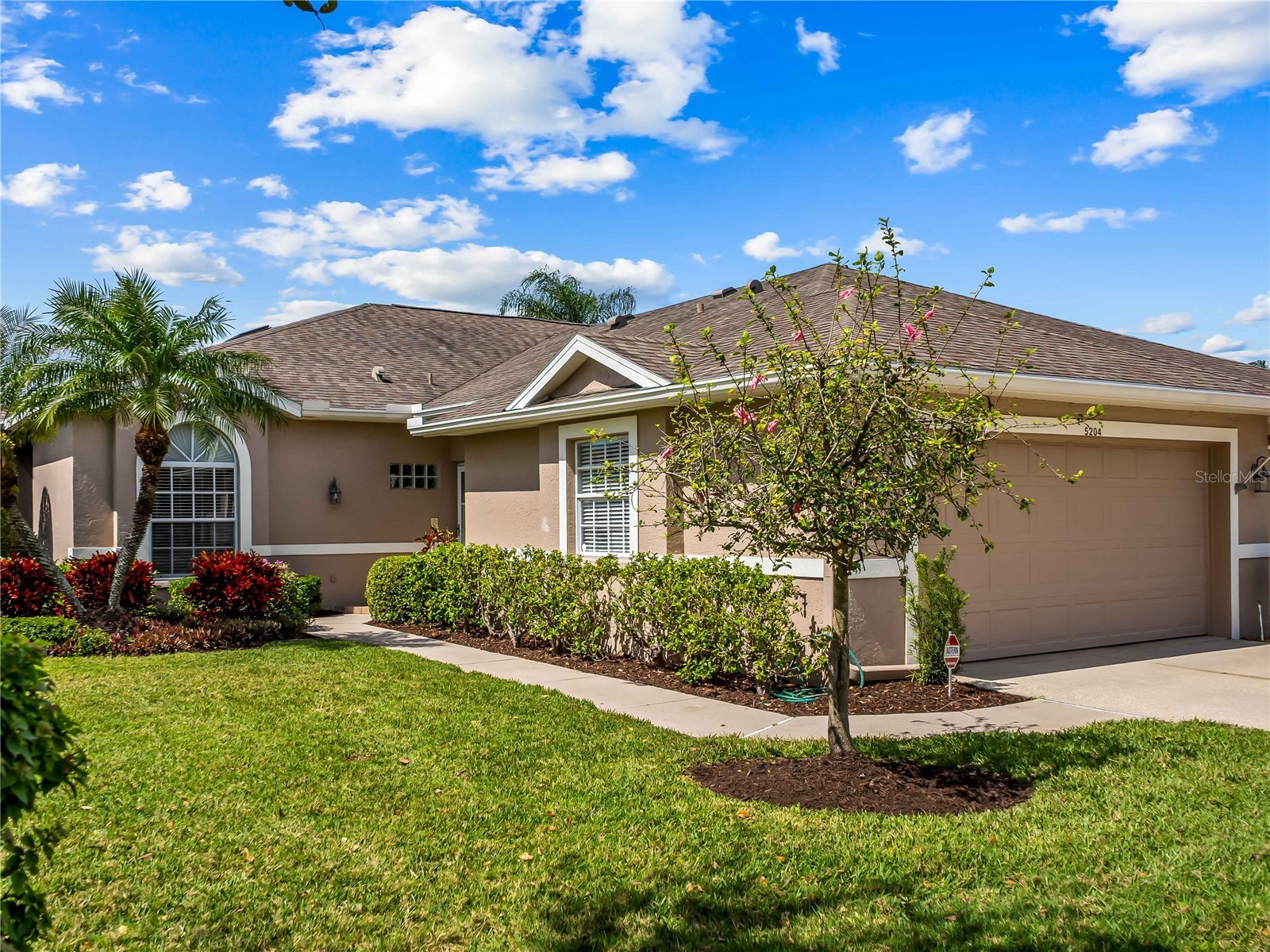 5204 Mahogany Run Avenue Sarasota FL 34241 A4684551 image2
