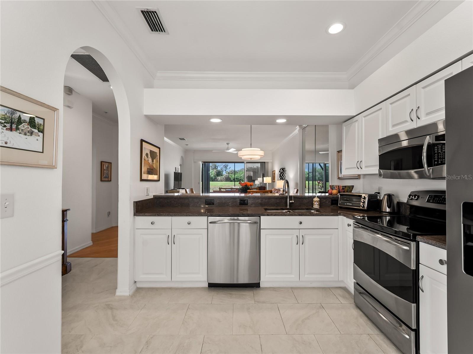 5204 Mahogany Run Avenue Sarasota FL 34241 A4684551 image9