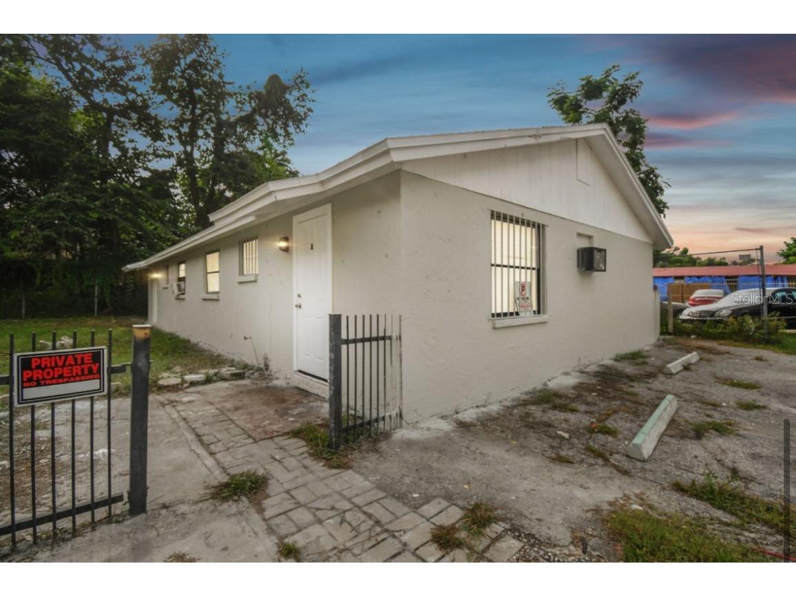 5204 N 45th Street Tampa FL 33610 TB8336687 image1