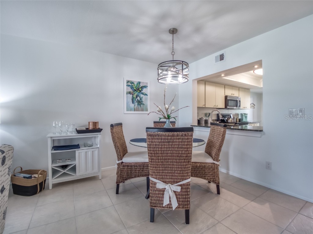 5204 Wedgewood Lane #77 Sarasota FL 34235 A4667610 image16