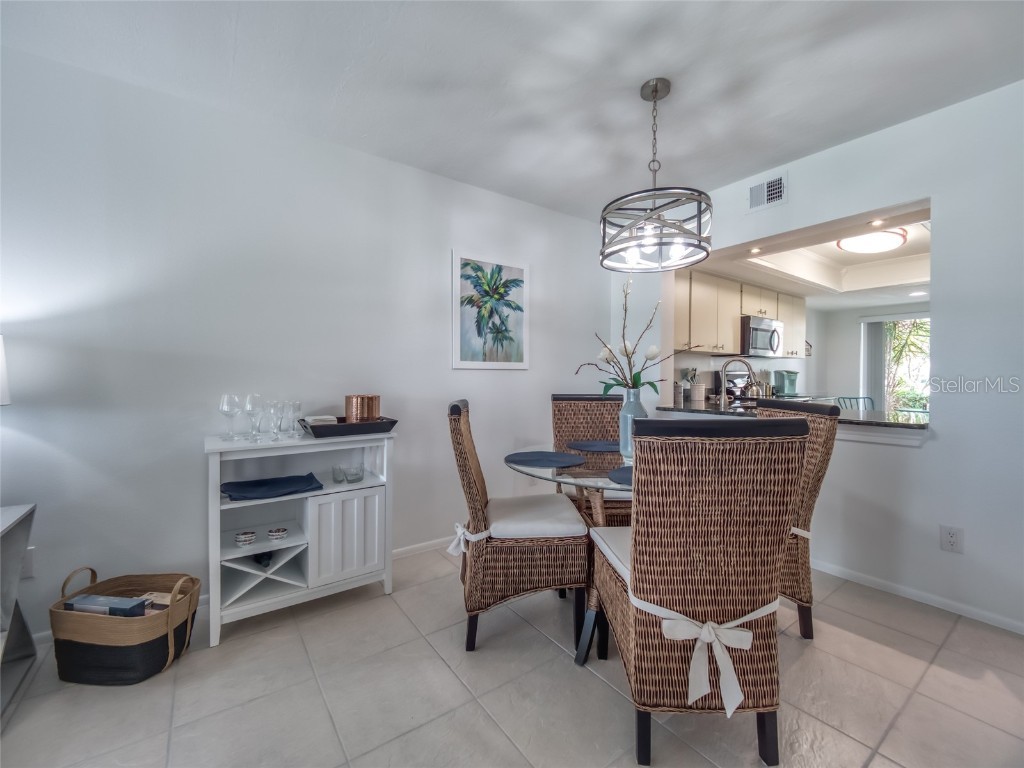 5204 Wedgewood Lane #77 Sarasota FL 34235 A4667610 image17