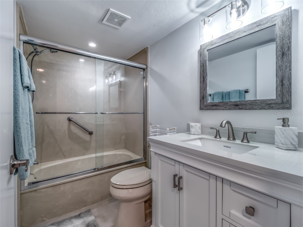 5204 Wedgewood Lane #77 Sarasota FL 34235 A4667610 image40