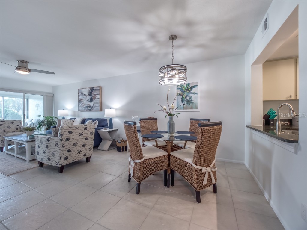 5204 Wedgewood Lane #77 Sarasota FL 34235 A4667610 image6