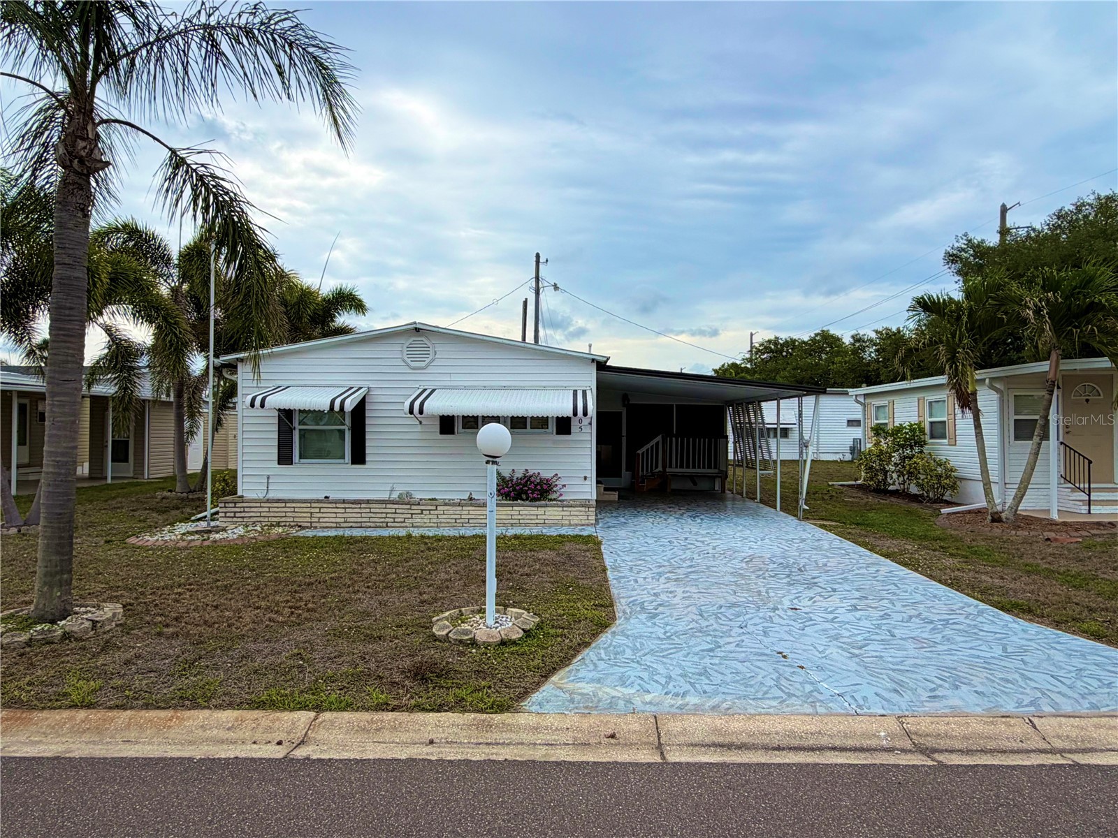 5205 5th Street E Bradenton FL 34203 A4696087 image2
