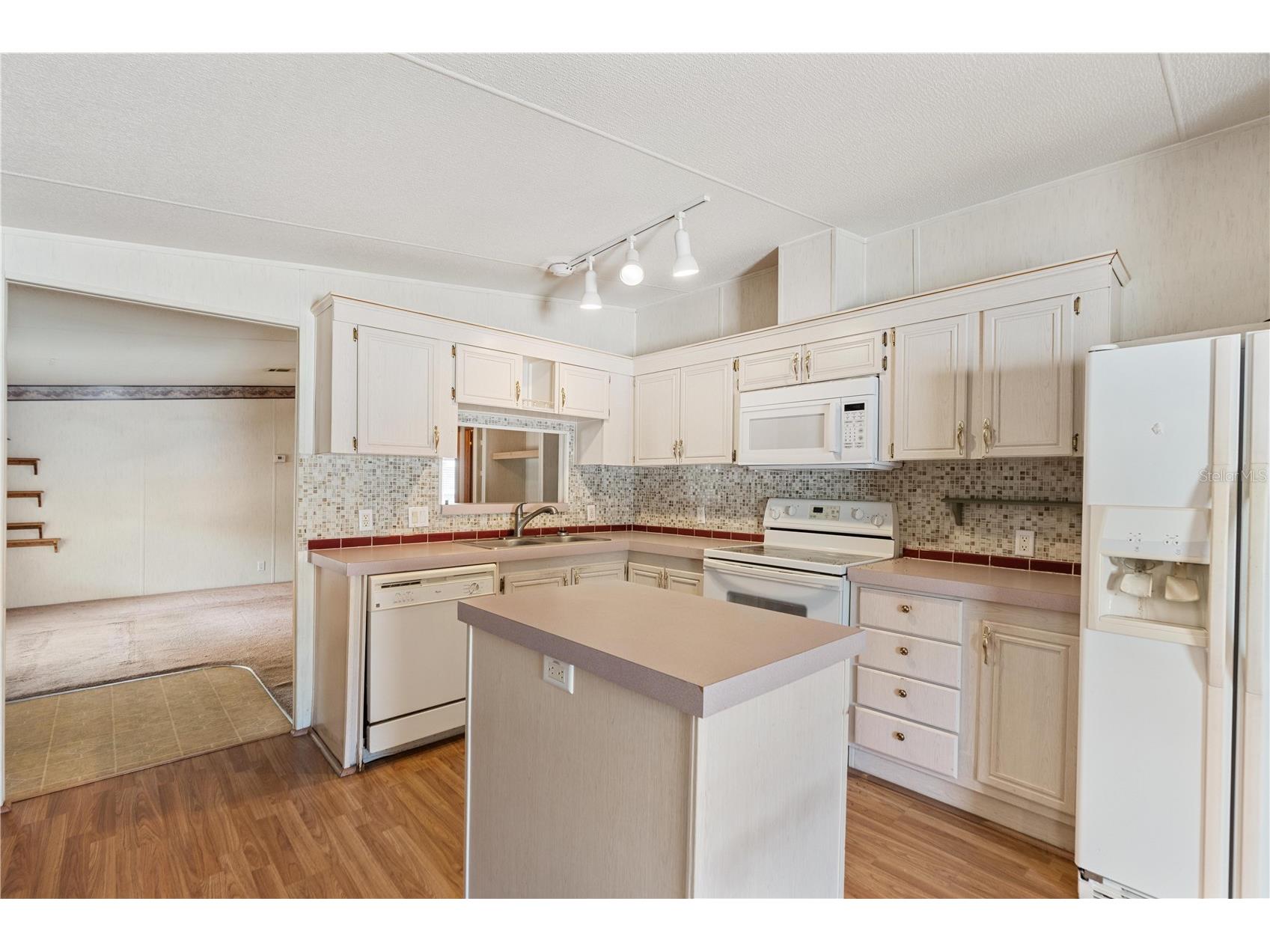 5205 Botany Drive Holiday FL 34690 W7884396 image8