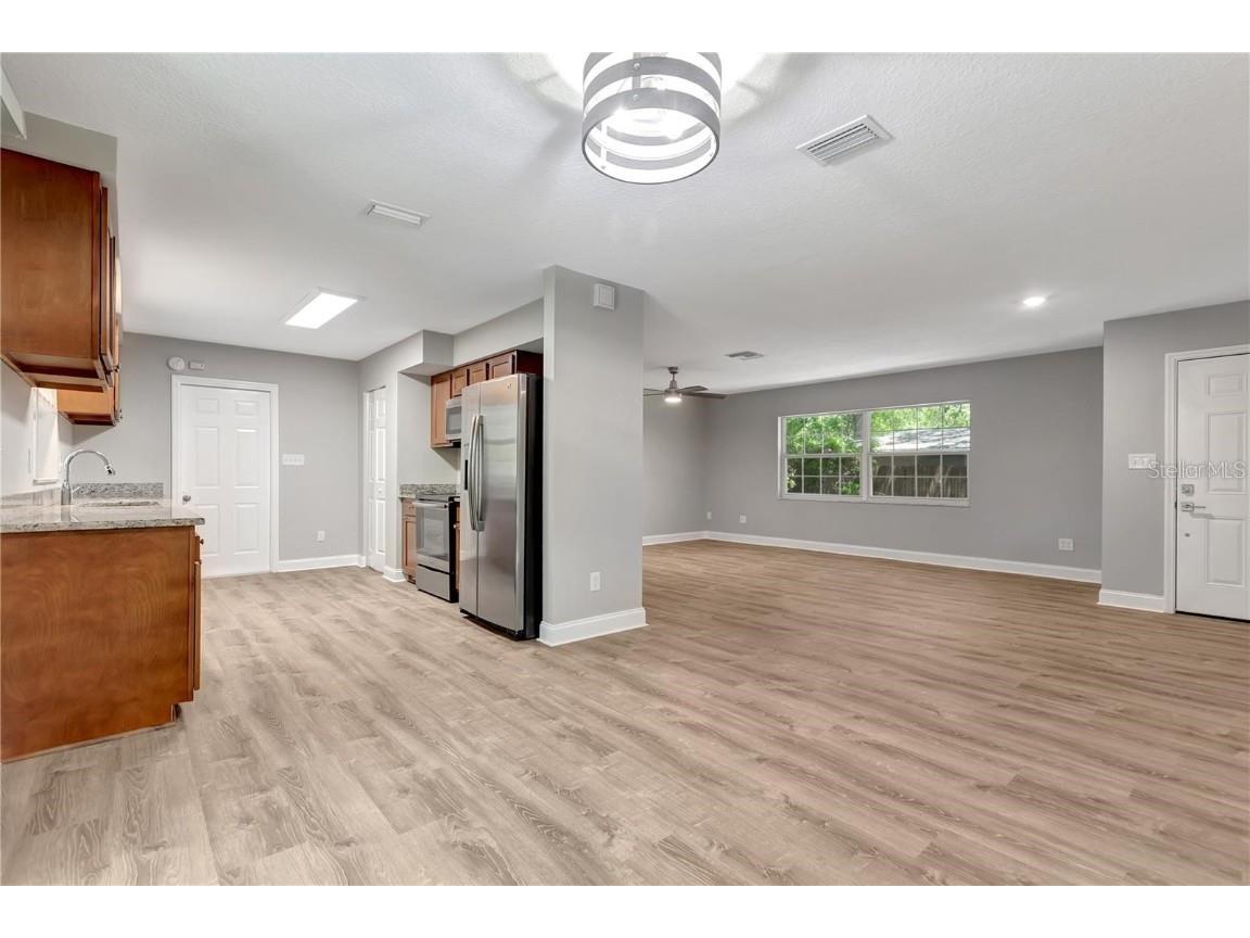 5205 E 131st Avenue Temple Terrace FL 33617 TB8454727 image6