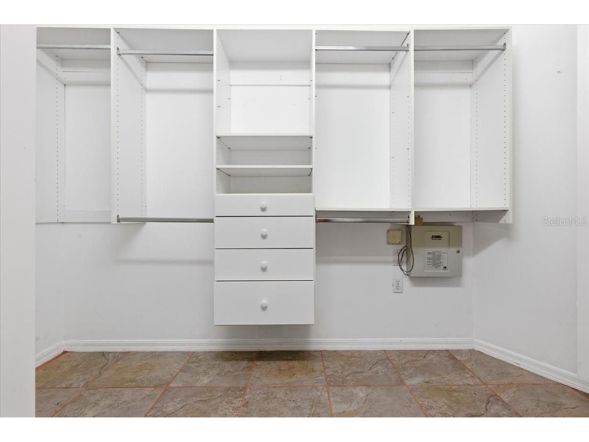 5205 Fairway One Drive Valrico FL 33596 TB8478480 image24