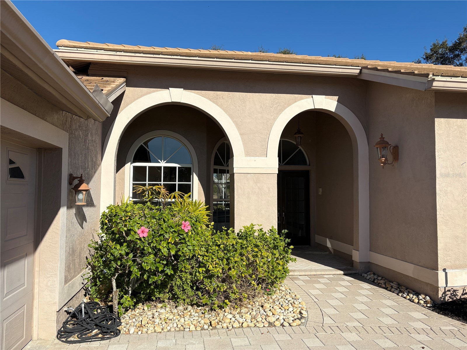 5205 Far Oak Circle Sarasota FL 34238 A4682161 image2