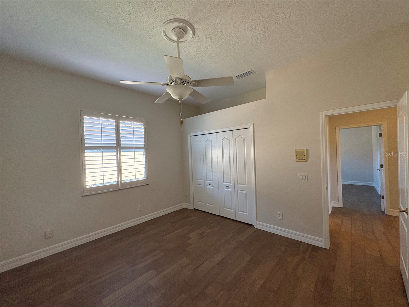 5205 Far Oak Circle Sarasota FL 34238 A4682161 image23