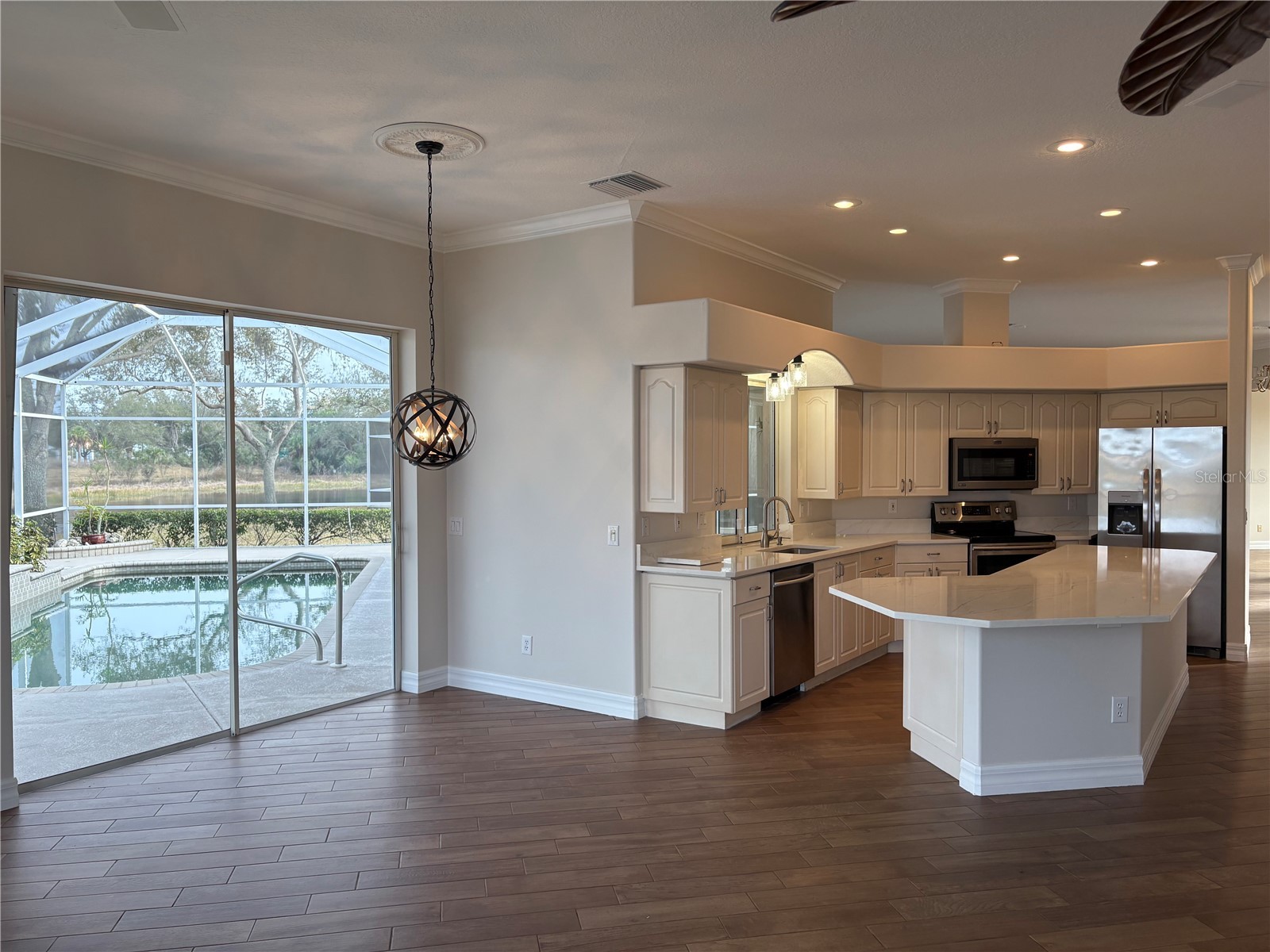 5205 Far Oak Circle Sarasota FL 34238 A4682161 image26