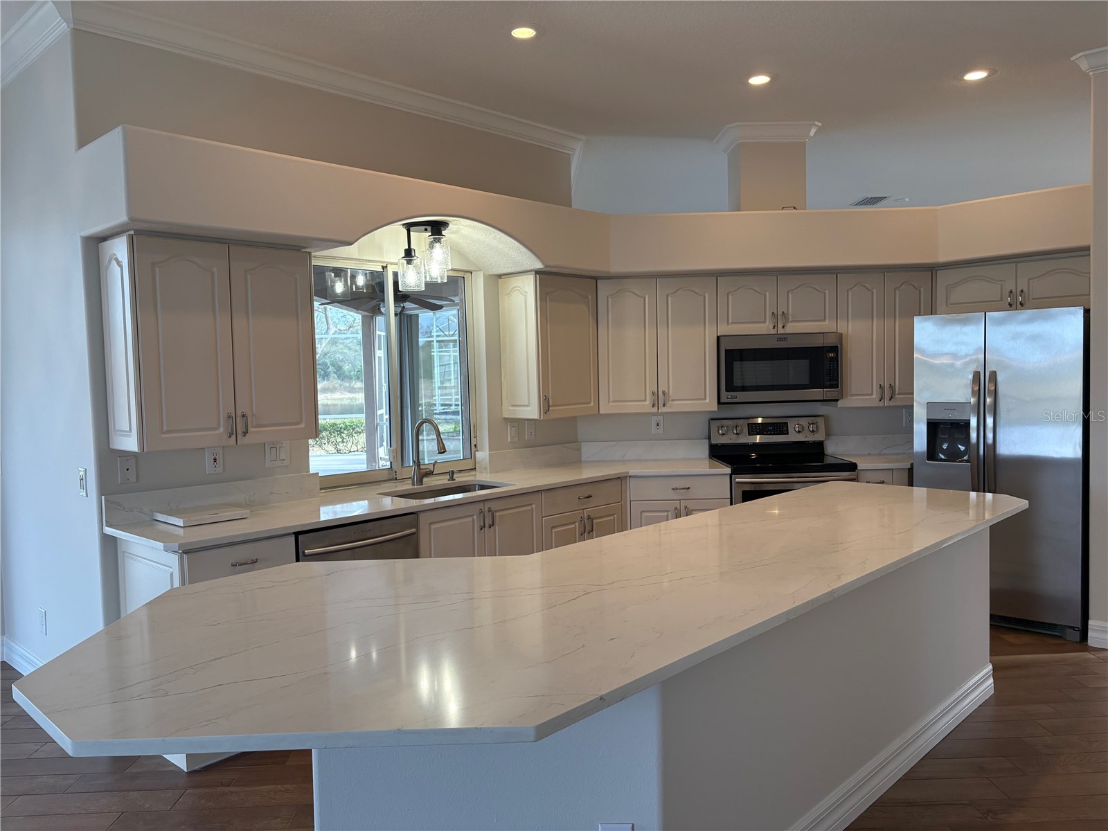 5205 Far Oak Circle Sarasota FL 34238 A4682161 image29