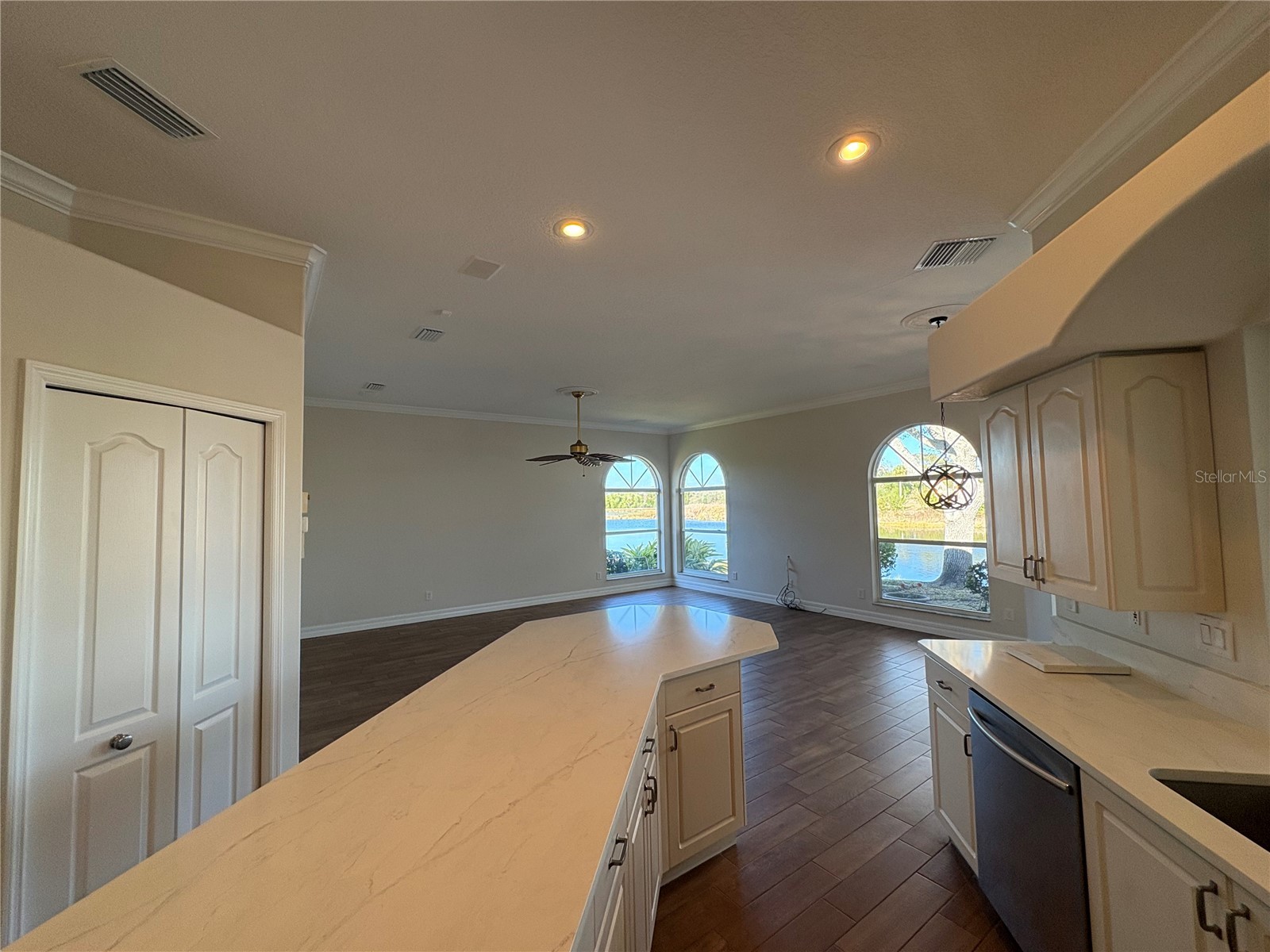 5205 Far Oak Circle Sarasota FL 34238 A4682161 image31