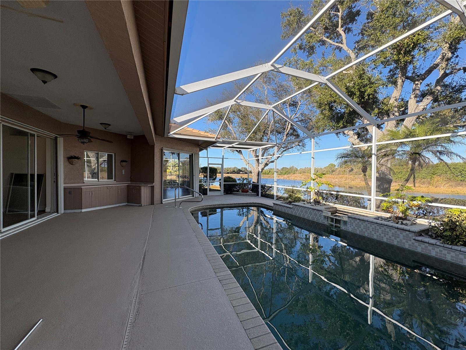 5205 Far Oak Circle Sarasota FL 34238 A4682161 image35