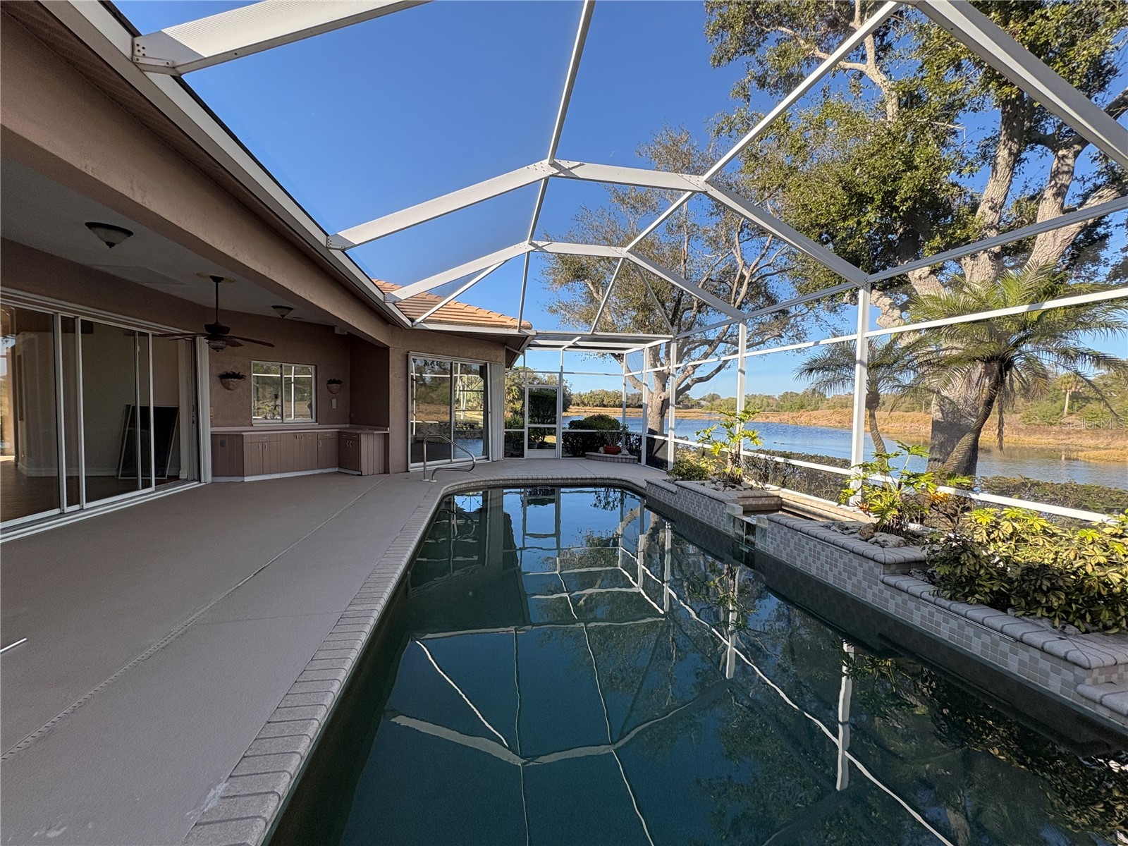 5205 Far Oak Circle Sarasota FL 34238 A4682161 image36