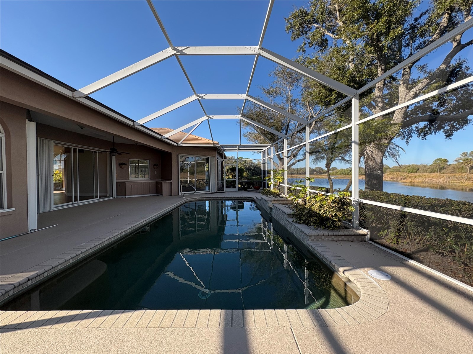 5205 Far Oak Circle Sarasota FL 34238 A4682161 image39