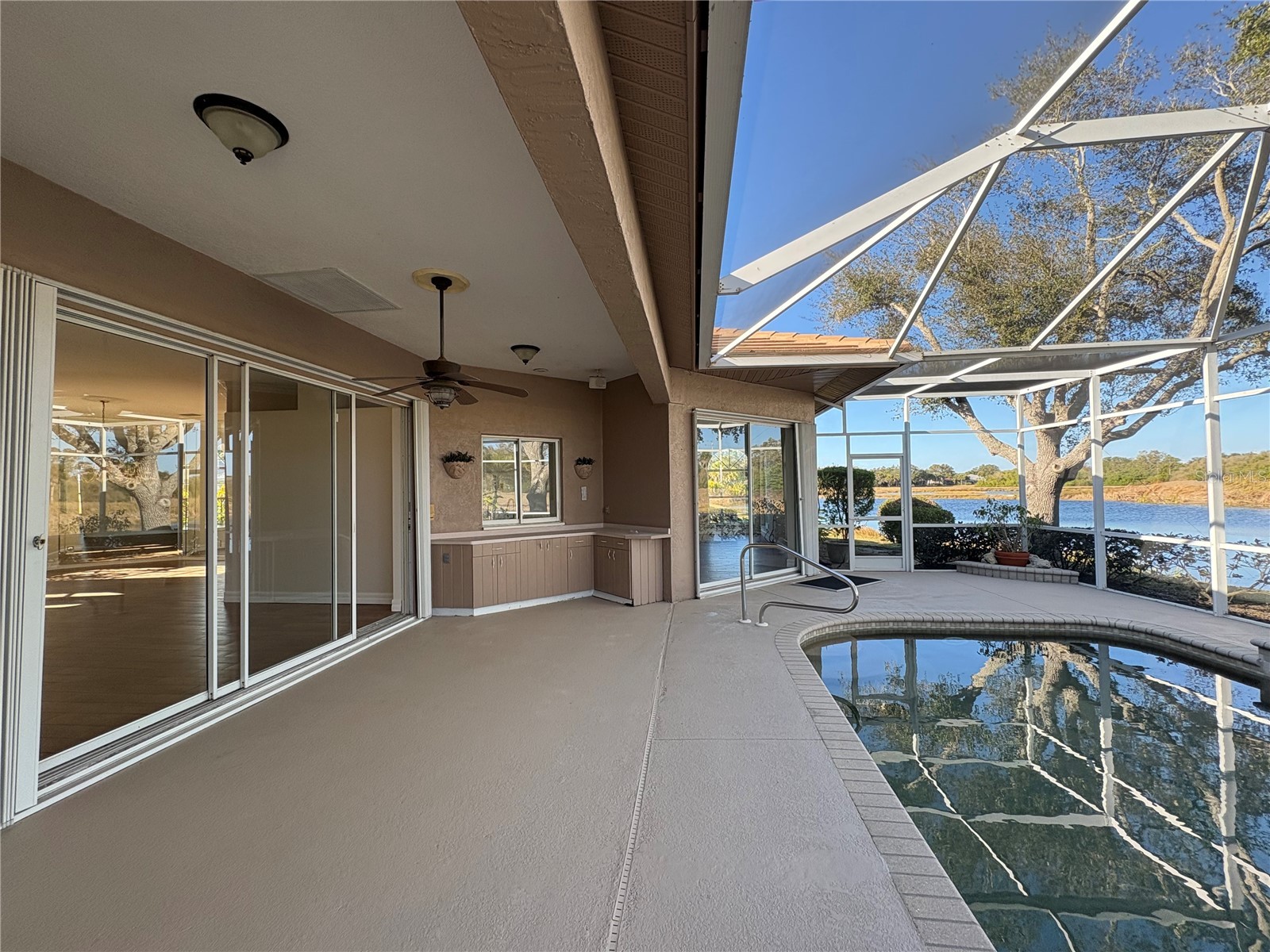 5205 Far Oak Circle Sarasota FL 34238 A4682161 image40